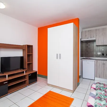 M2m Casa Maria * Callao Salvaje